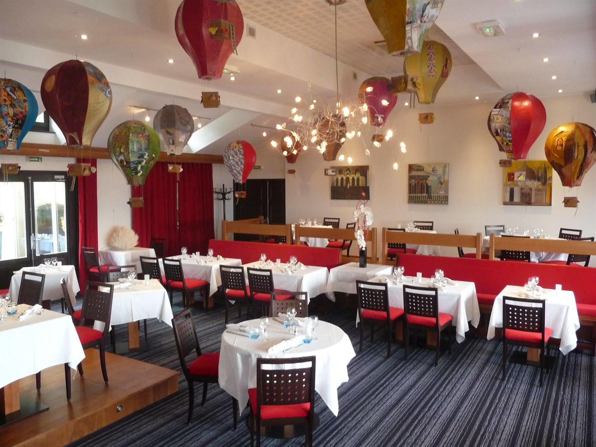 Hotel Le Jules Verne 4*
