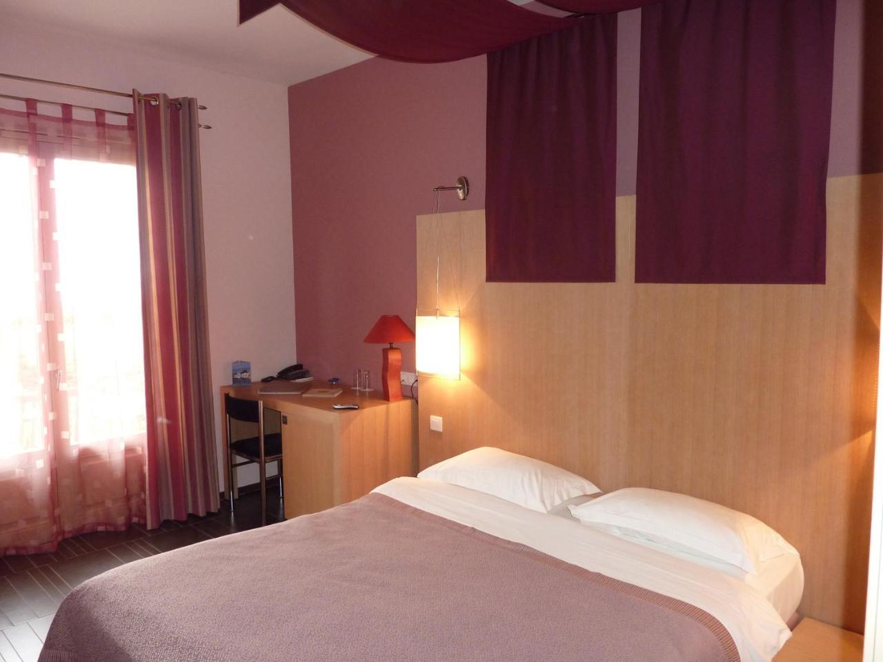 Hotel Le Jules Verne 4*